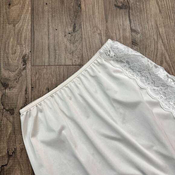 Women's Silky/Satin White Lace Slip Skirt - Picture 4 of 5